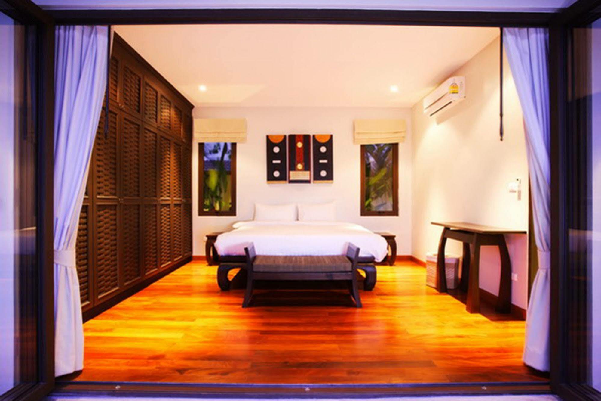 Villa Lombok By Holiplanet Rawai Exterior foto